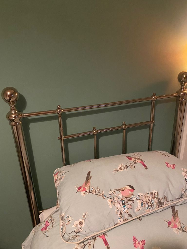 Single bed frame 