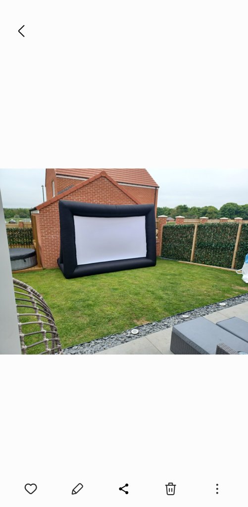 Large Inflatable Outdoor Cinema Screen – As Good As New