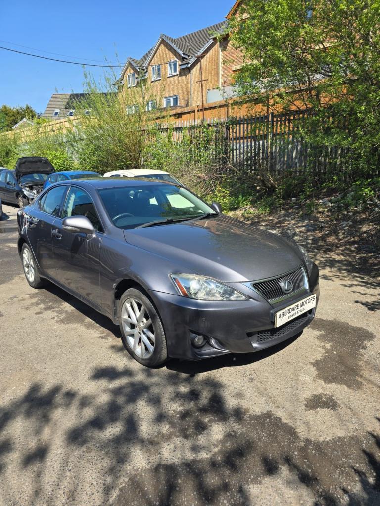 LEXUS IS 2.2 200d Advance 2012