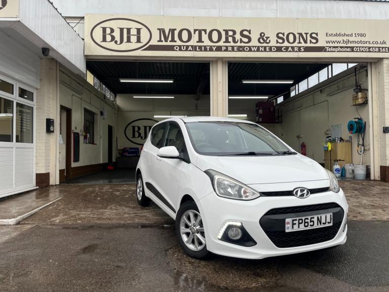 2015 Hyundai i10 1.0 Premium 5dr HATCHBACK Petrol Manual