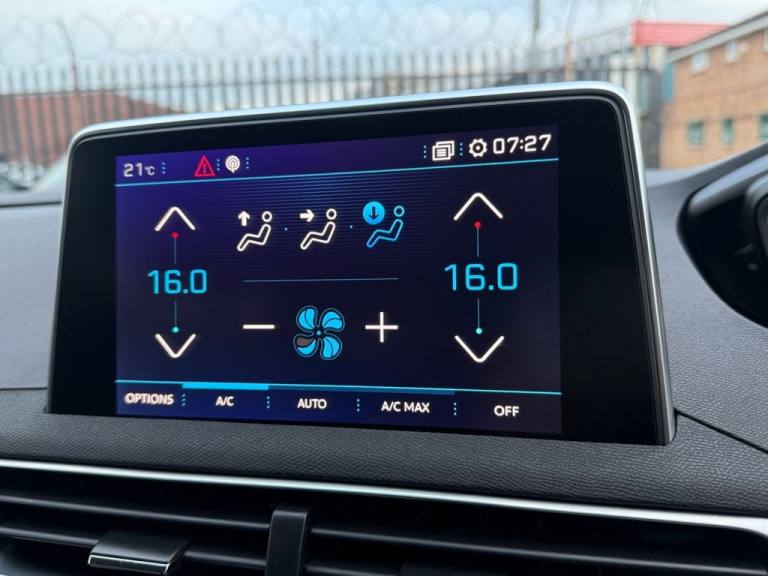 2017 Peugeot 3008 1.2 Puretech Allure 5dr EAT6 HATCHBACK PETROL Automatic