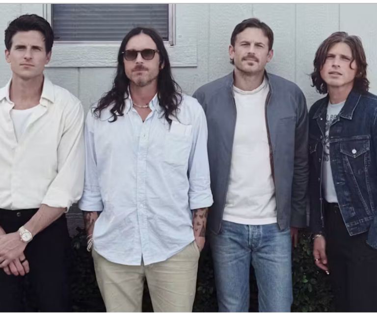 2 x VIP kings of Leon tickets VIP