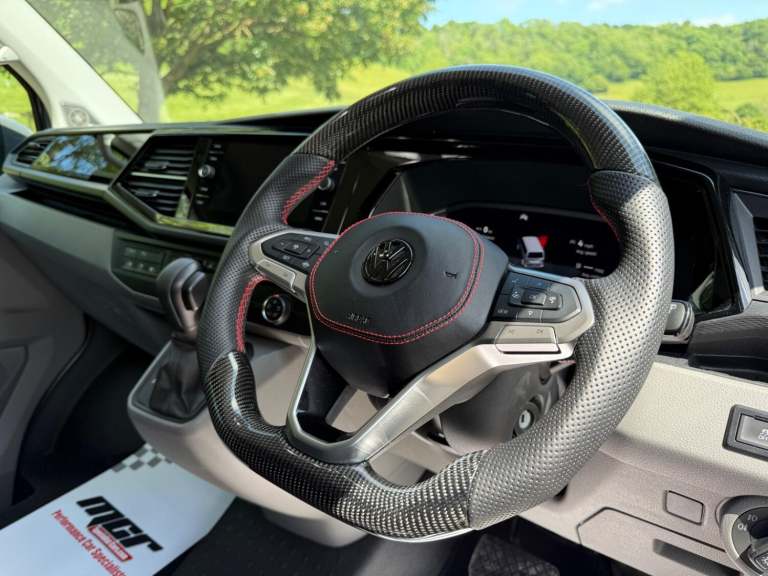 VW Transporter T32 Kombi 204 DSG Highline, Huge Spec, Genuine Leighton Van Model