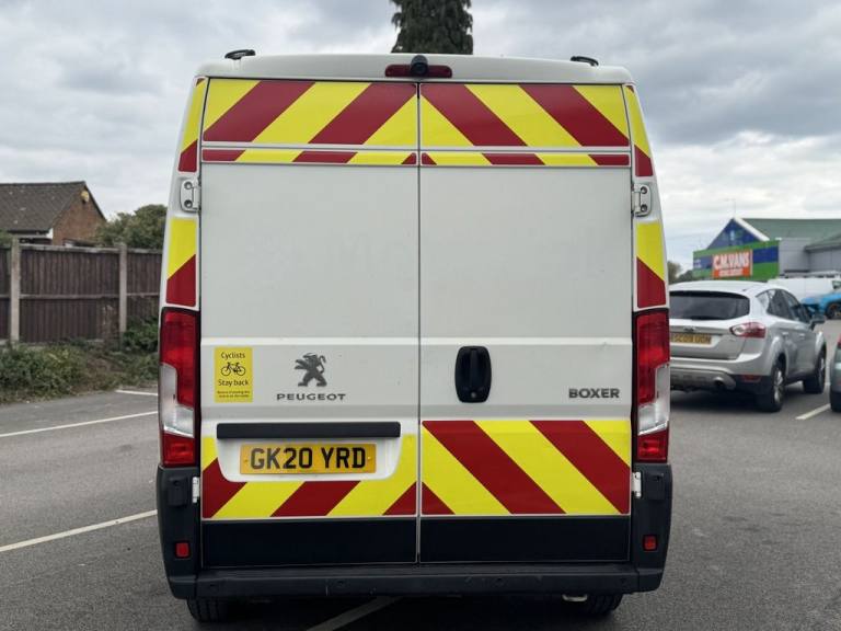 2020 Peugeot Boxer 2.0 BlueHDi 335 Built for Business Professional Crew Van 5dr Diesel Manual  PA...