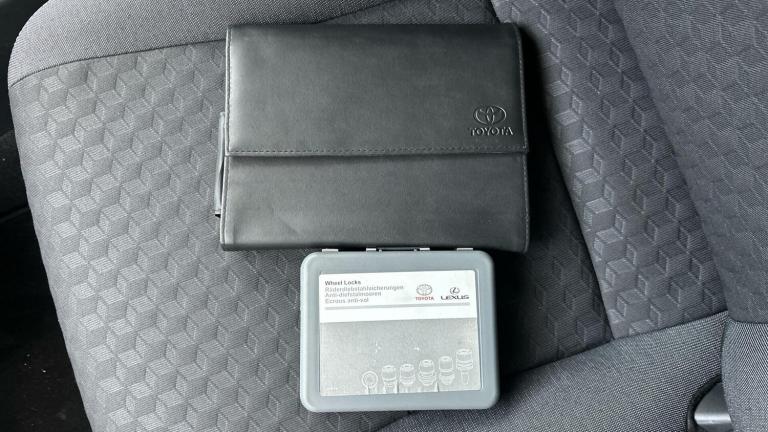 2022 Toyota Yaris 1.5 Hybrid Design 5dr CVT HATCHBACK PETROL/ELECTRIC Automatic