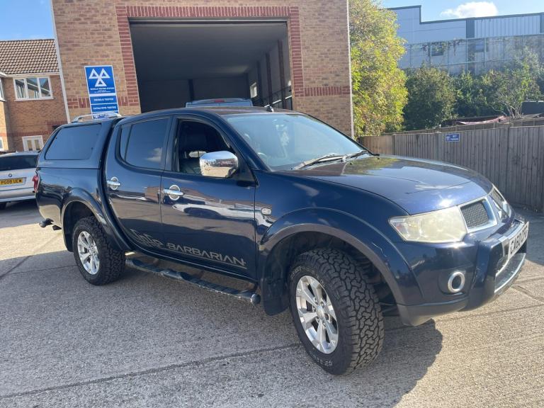 2011 Mitsubishi L200 Double Cab DI-D Barbarian 4WD 176Bhp PICK UP DIESEL Manual