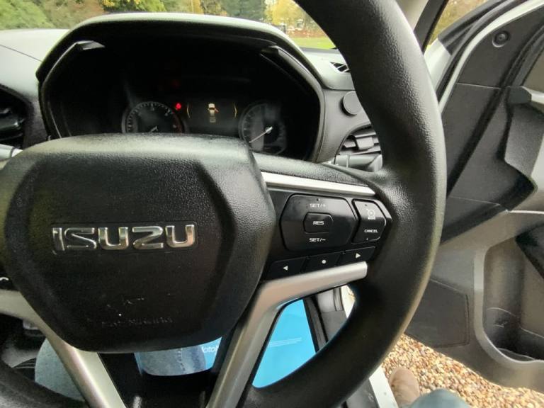 2022 Isuzu D-Max 1.9 TD Utility Pickup Double Cab 4dr Diesel Manual 4WD Euro 6 (s/s) (164 ps PICK...