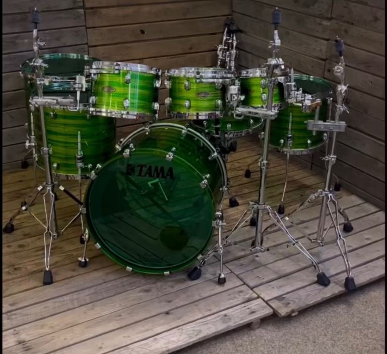Tama Starclassic Walnut Birch Eight Piece Drum Kit Shamrock Oyster Mint NOT GIGGED