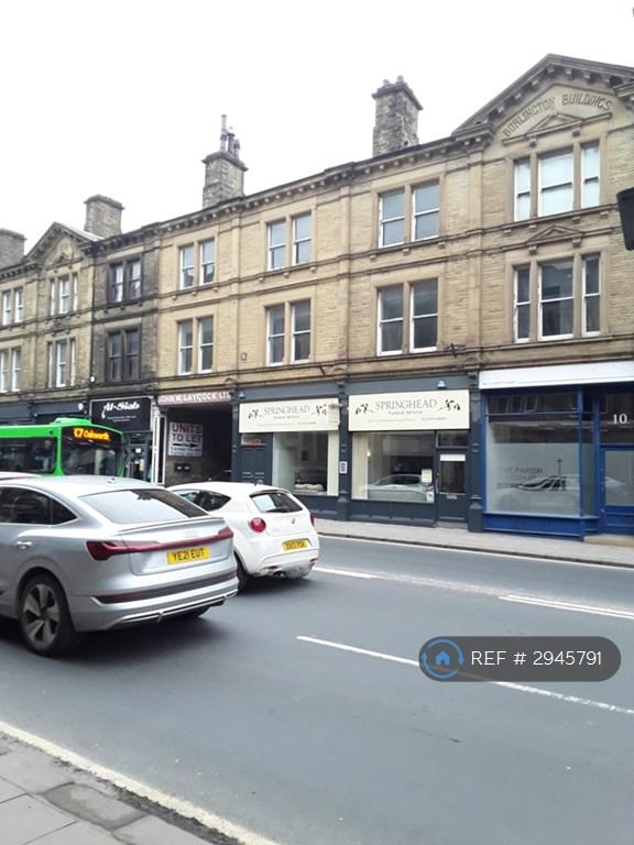 1 bedroom flat in North St, Keighley, BD21 (1 bed) (#2945791)