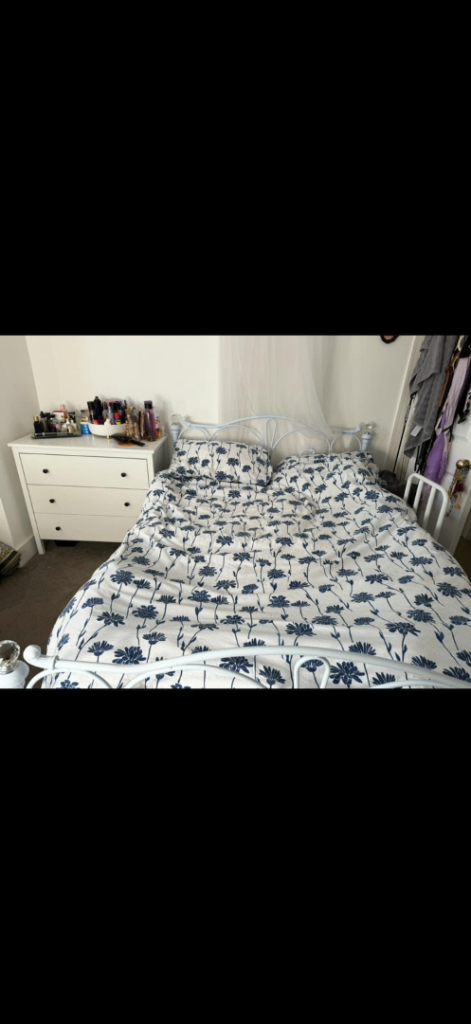 Double room for rent streatham commom