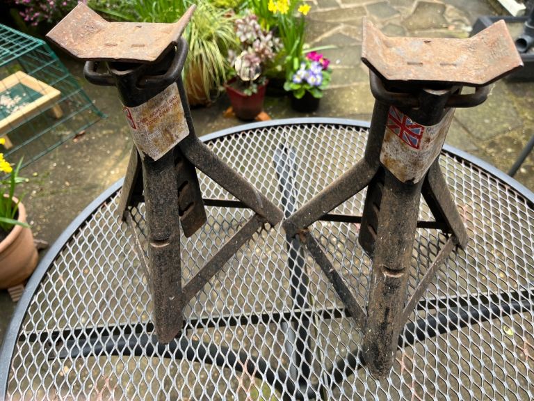 Adjustable Car Axle Stands