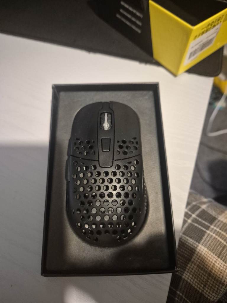 Xtrfy M42 Wireless Ultra-Light Gaming Mouse - Black (Boxed with Modular Shells)