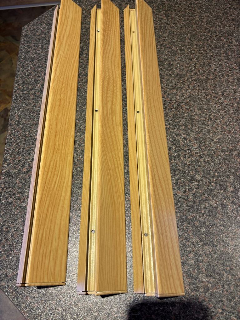 PROMISED 3 Wood Effect Shelf Supports 