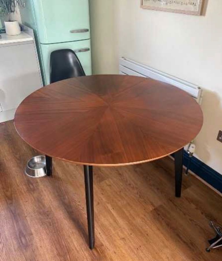 Round Starburst Teak-Style Dining Table – 4 Seater (Delivery included)