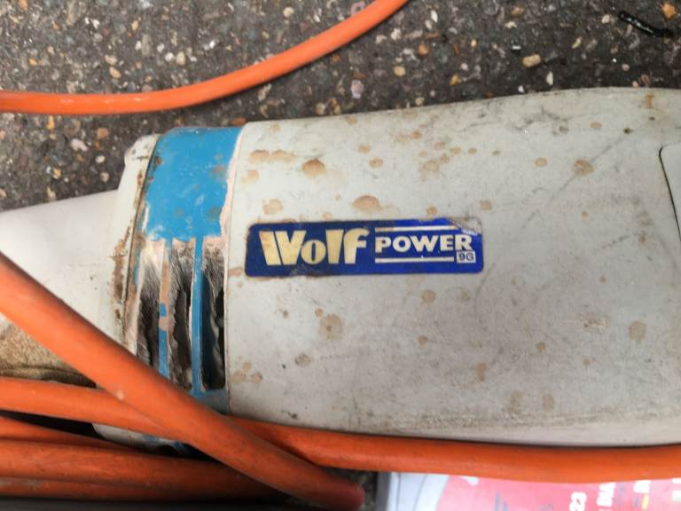 Wolf Angle Grinder