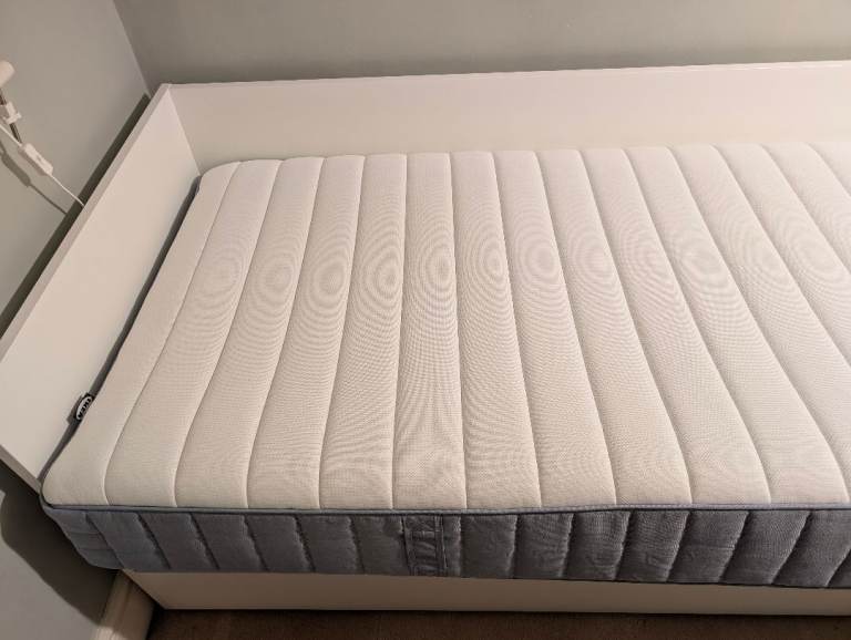 IKEA VALEVÅG standard single mattress
