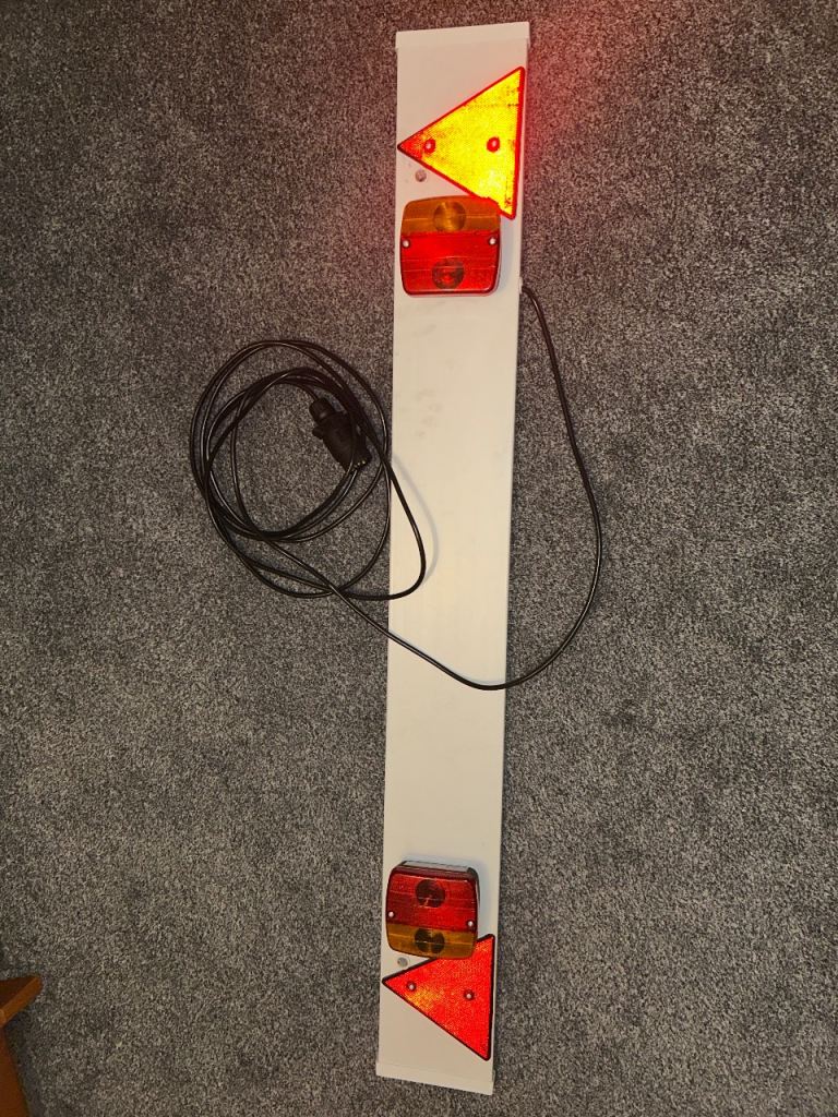 Streetwize 4ft trailer light board with extension cable