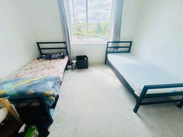 Two person Shared big Double room to rent