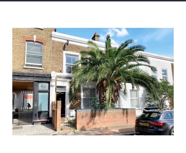 Three bedrooms house to let in London Acton 