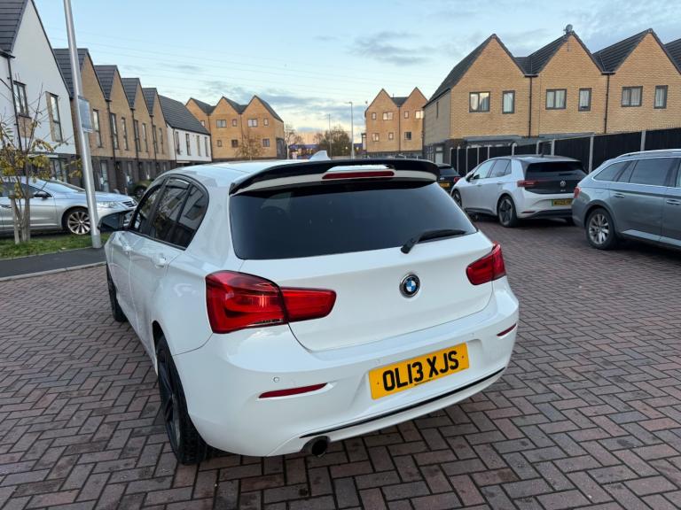 2016 BMW 1 Series 118i [1.5] Sport 5dr [Nav] HATCHBACK Petrol Manual