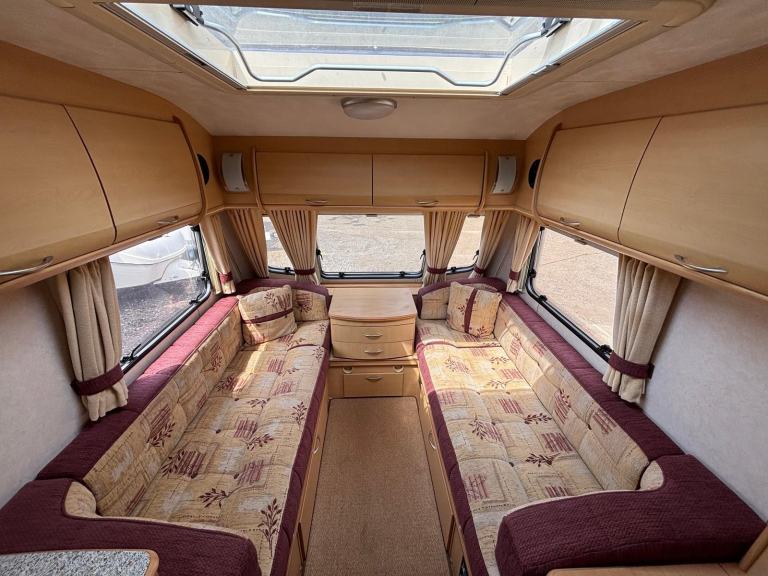 Coachman AMARA KIMBERLY 520/4 - 2006 - 4 BERTH - MOTOR MOVER