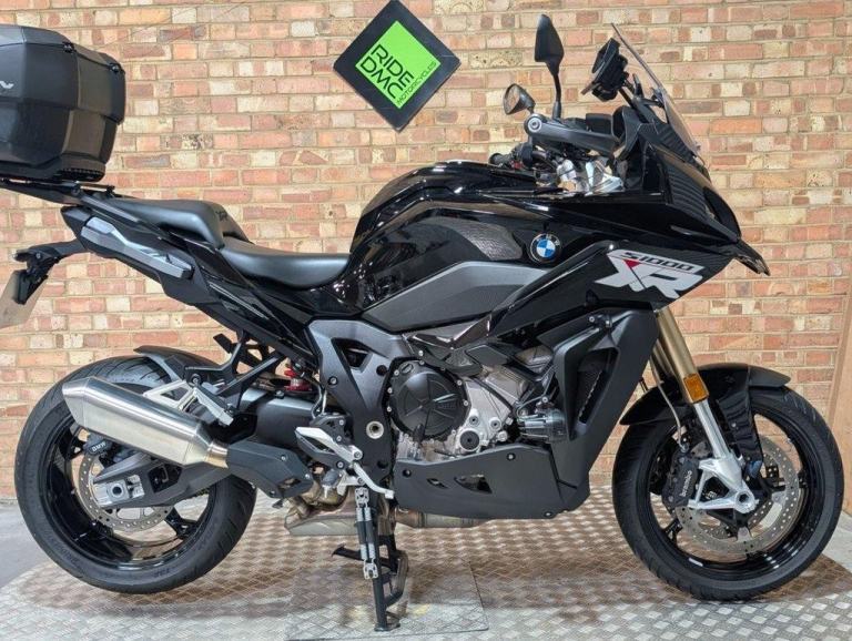 BMW S1000XR TE. 947 MILES. TRACKER. FABULOUS BIKE