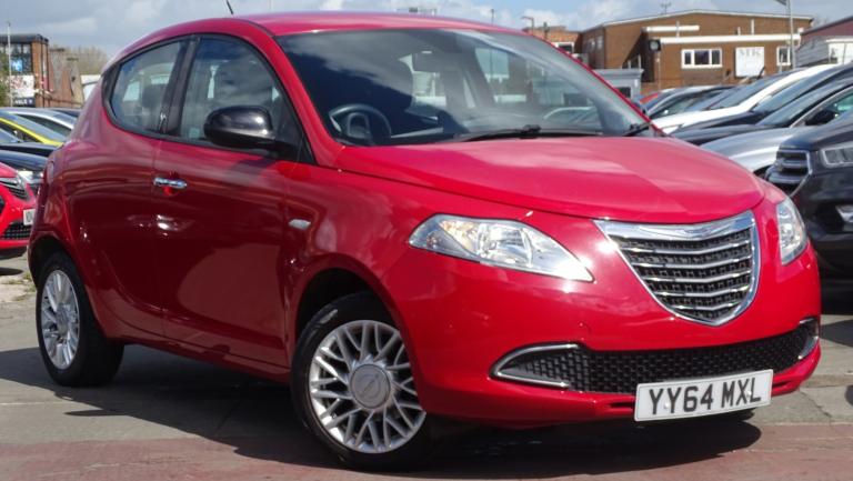 CHRYSLER YPSILON 1.2 Ypsilon 1.2 Gold Black Manual Petrol 2014