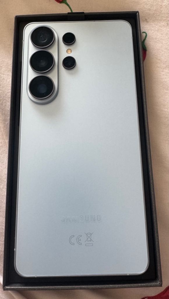 Samsung galaxy 26 ultra Blue