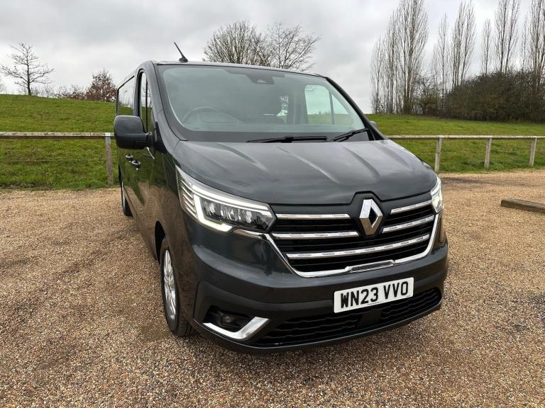 2023 Renault Trafic 2.0 dCi Blue LL30 Sport Crew Van L2 H1 Euro 6 (s/s) 6dr WINDOW VAN Diesel Manual