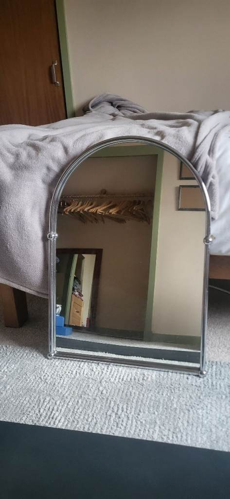 Silver Arch Mirror – Good Condition