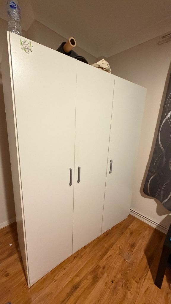 White wardrobe for free 