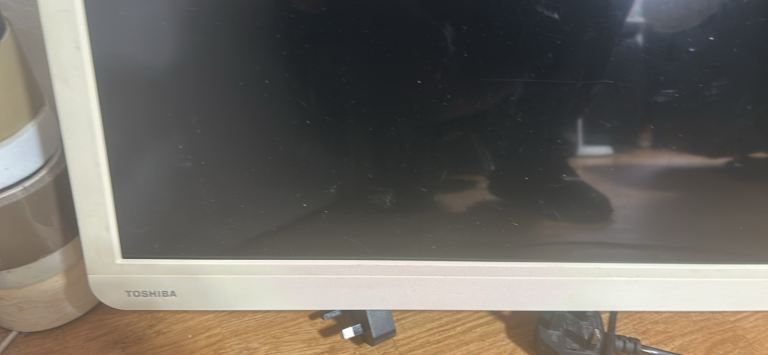 Toshiba 32 inch dvd combi tv