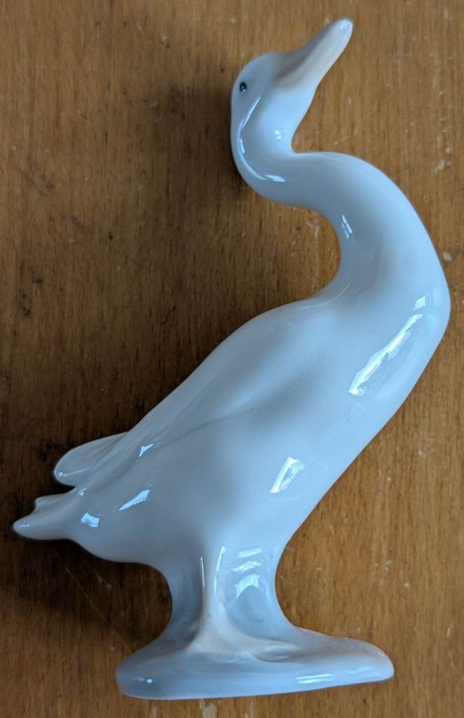 Lladro : Duck Goose Porcelain Figurine 'Little Duck' : 12cm Tall - Made in Spain
