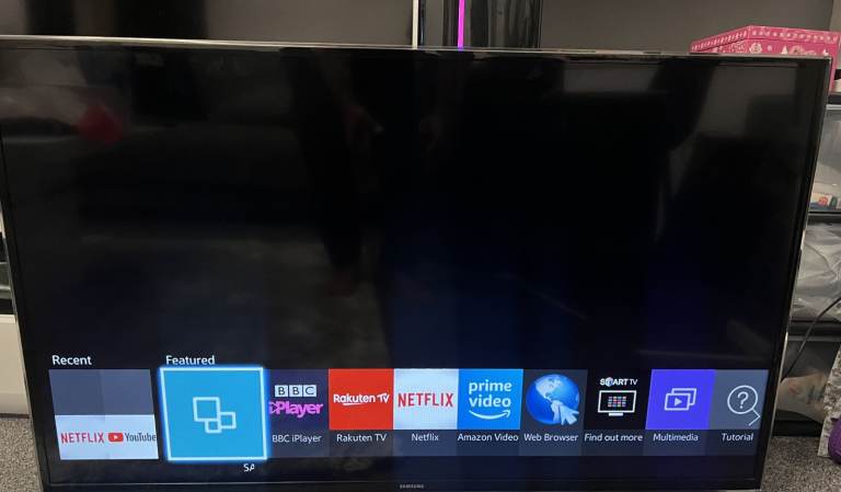 Samsung 40" Smart TV (Spares and repairs)