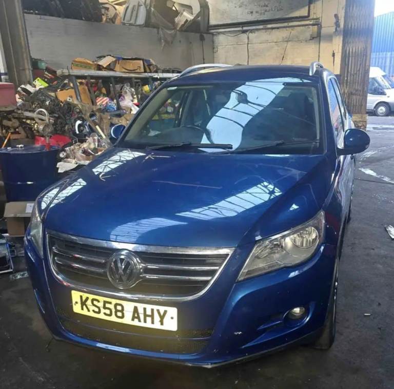 Volkswagen, TIGUAN 4 motion, Estate, 2009, Manual, 1968 (cc), 5 doors