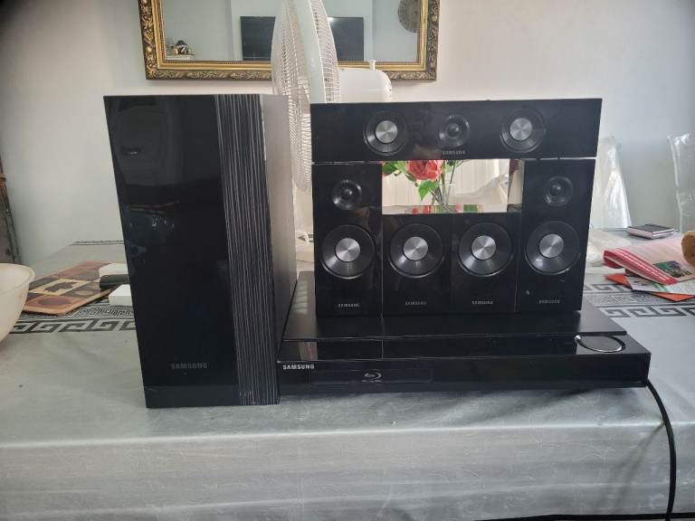 Samsung Blu-ray Home Cinema System – Good Condition