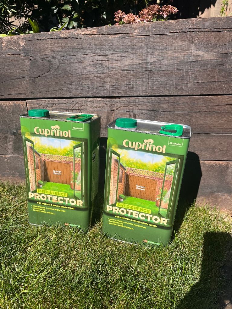 Two 5 litres tins of unopened/unused Cuprinol Shed and Fence Protector Chestnut