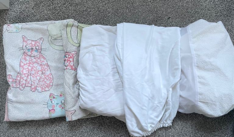 2 x baby Cot sheets, cot mattress protector, cot bed sheets Grove Park / Bromley BR1