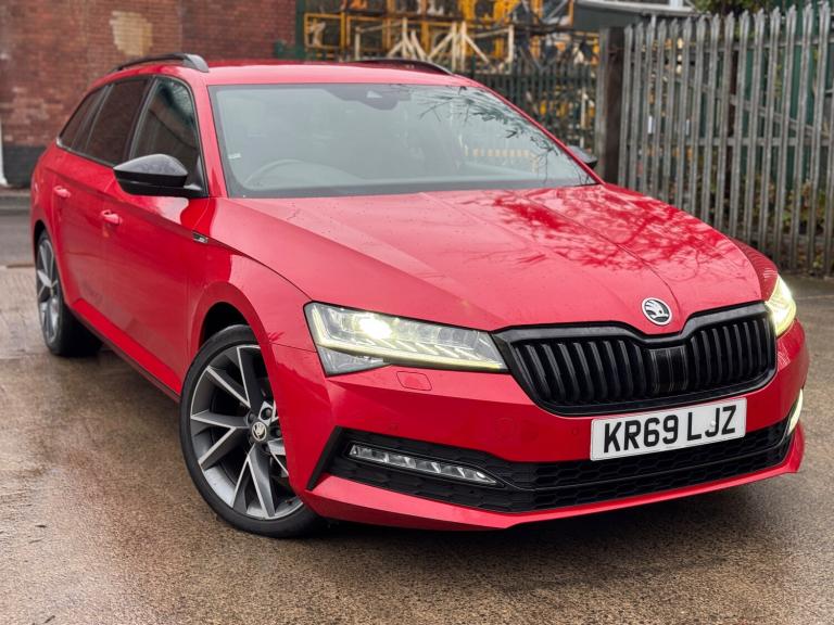 2019 Skoda Superb 2.0 TDI SportLine Plus Estate 5dr Diesel DSG 4WD Euro 6 (s/s)