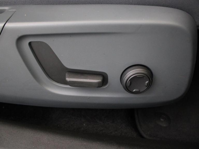 2021 Polestar Polestar 2 165kW 64kWh Standard Range Single motor 5dr Auto Saloon ELECTRIC Automatic