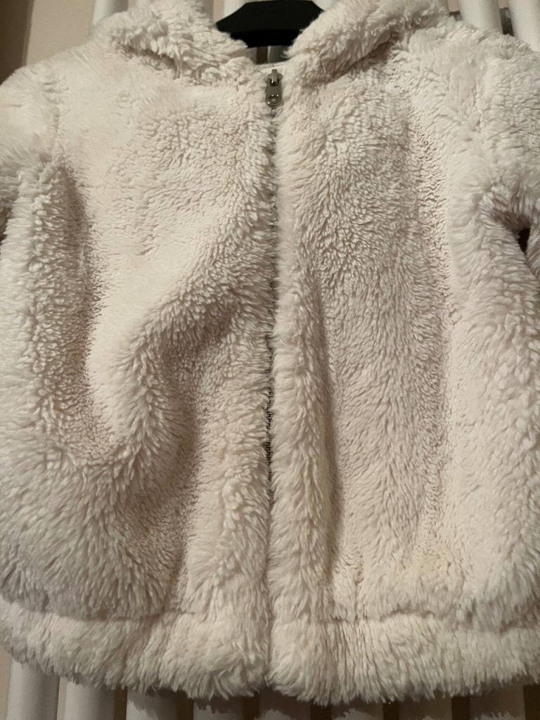 F&F Girls Faux Fur Hoody (4-5yrs)