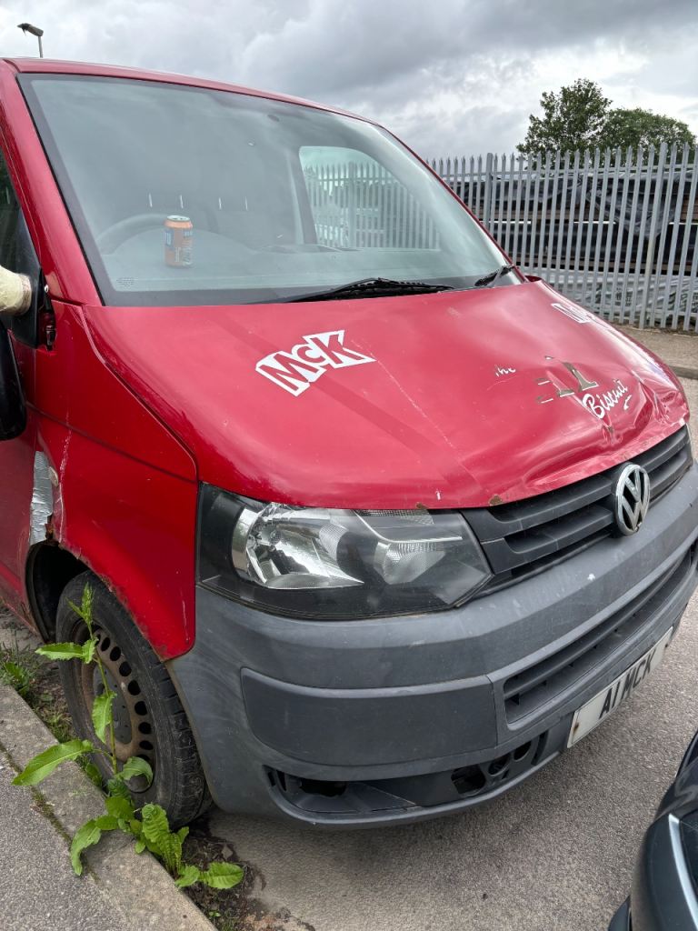 Vw transporter t5.1 2.0 engine. 5 or 6 speed gearbox available 