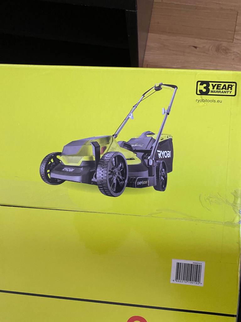 Ryobi 18v One+ 33 cm mower (tool only)