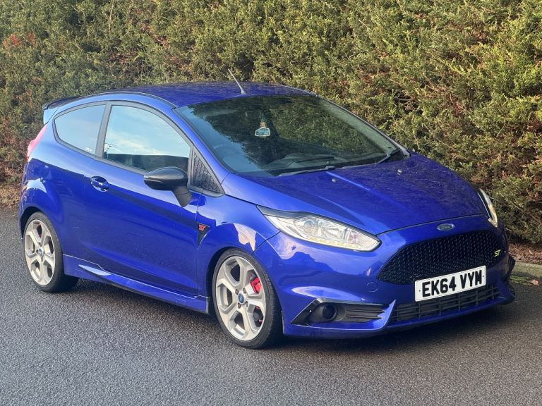 Ford, FIESTA, Hatchback, 2014, Manual, 1596 (cc), 3 doors