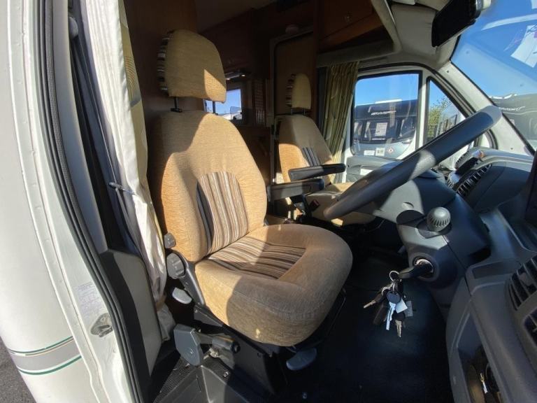 2006 (06) BESSACARR E720 2 BERTH MOTORHOME