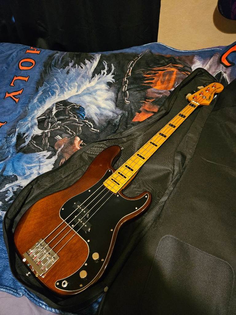 Squier Classic Vibe 70s P Bass (Swap for different colour P bass)