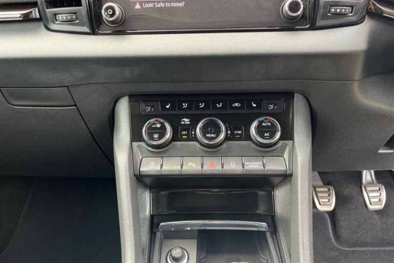 2023 Skoda Karoq 1.5 TSI ACT SportLine SUV 5dr Petrol Manual Euro 6 (s/s) (150 ps) SUV Petrol Manual