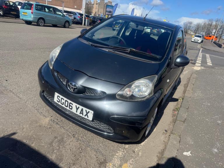 Toyota aygo 1.0 FREE LEZ