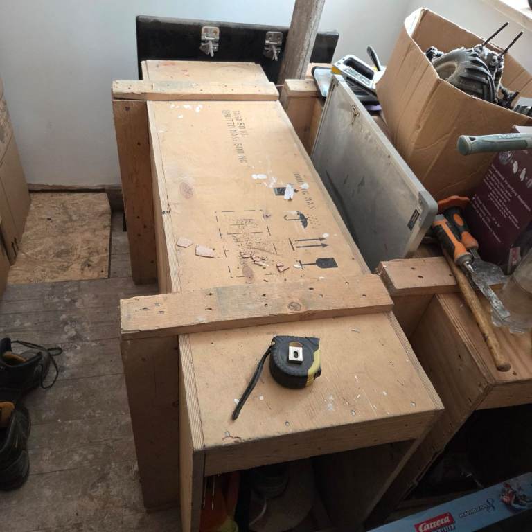 Large heavy shipping crates x2
