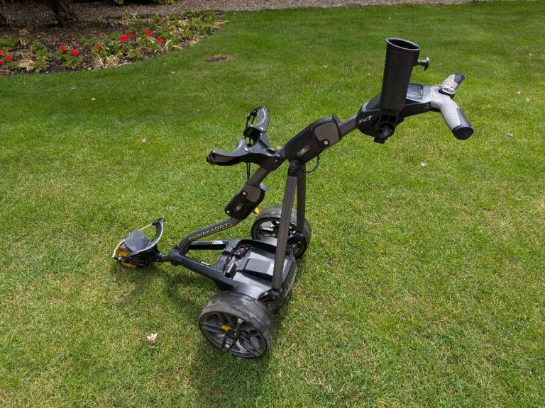 Powacaddy FW7s electric golf trolley 